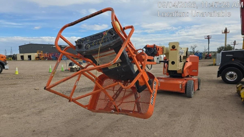 2019 JLG E400AJPN