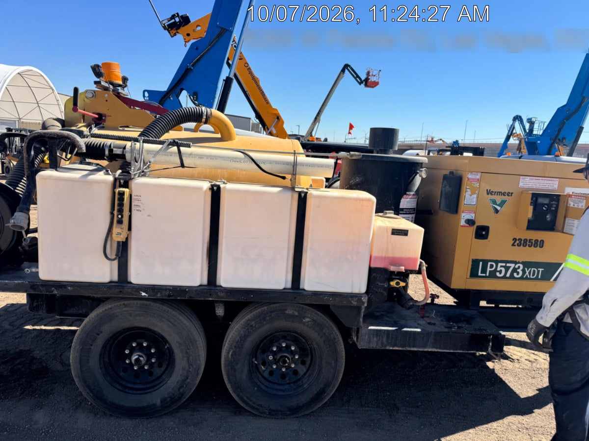 2022 Vac-Tron LP573XDT T4 Koehler Diesel Engine, 500 Gallon Debris Tank, x2 100 Gallon Water Tanks