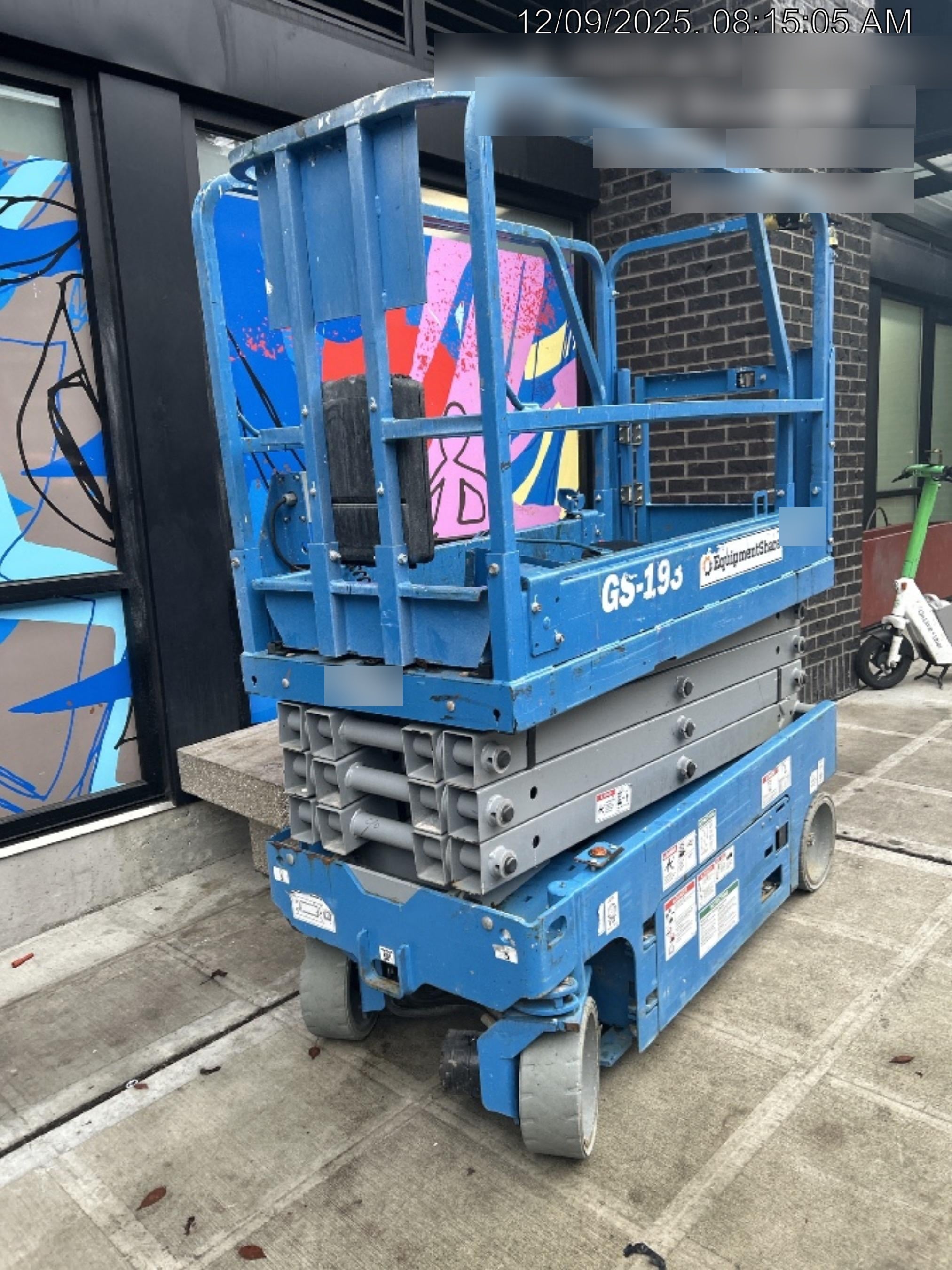 2019 Genie GS-1930 Half Height Swing Gate, 800W Inverter