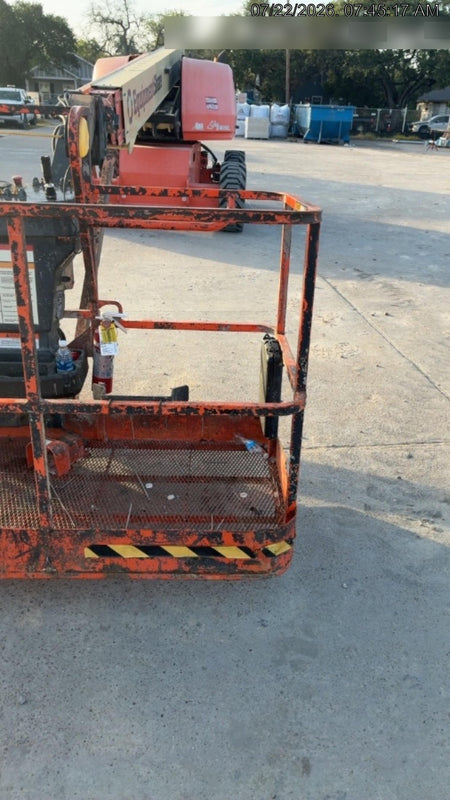 2022 JLG 660SJ