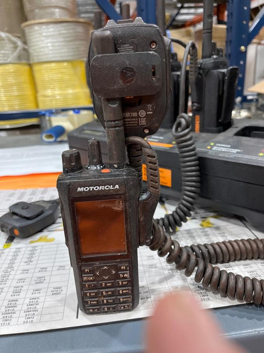 2023 MOTOROLA R7 DISPLAY