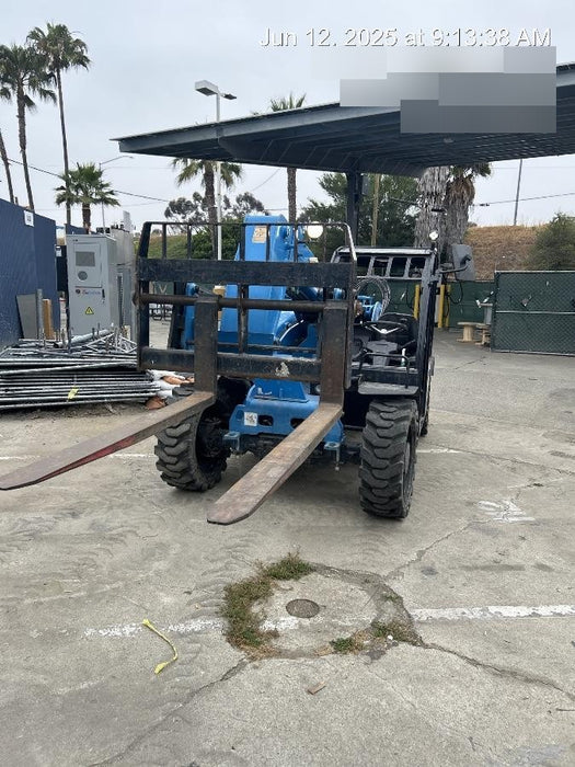 2019 Genie GTH-5519 Canopy, Solid RT Tires, LED Work Lights, Beacon 48" Carriage, 48" Forks