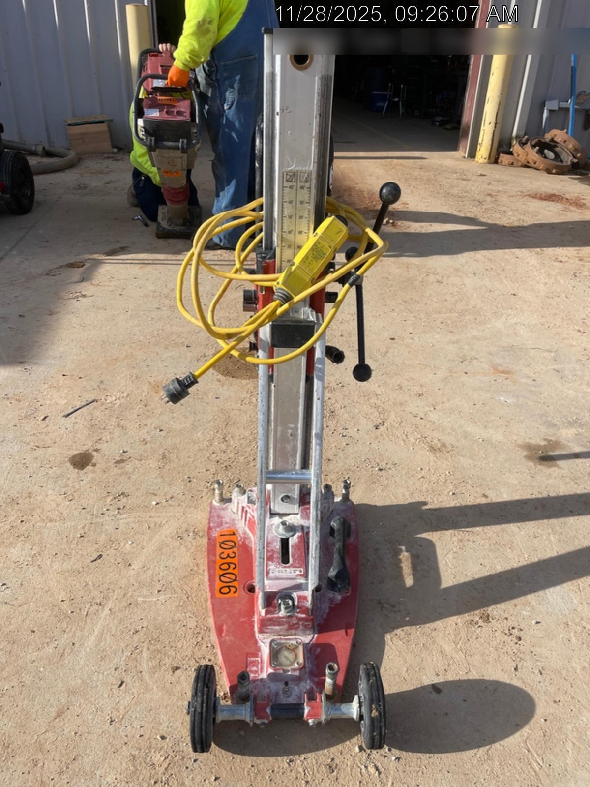 2020 HILTI DD250E