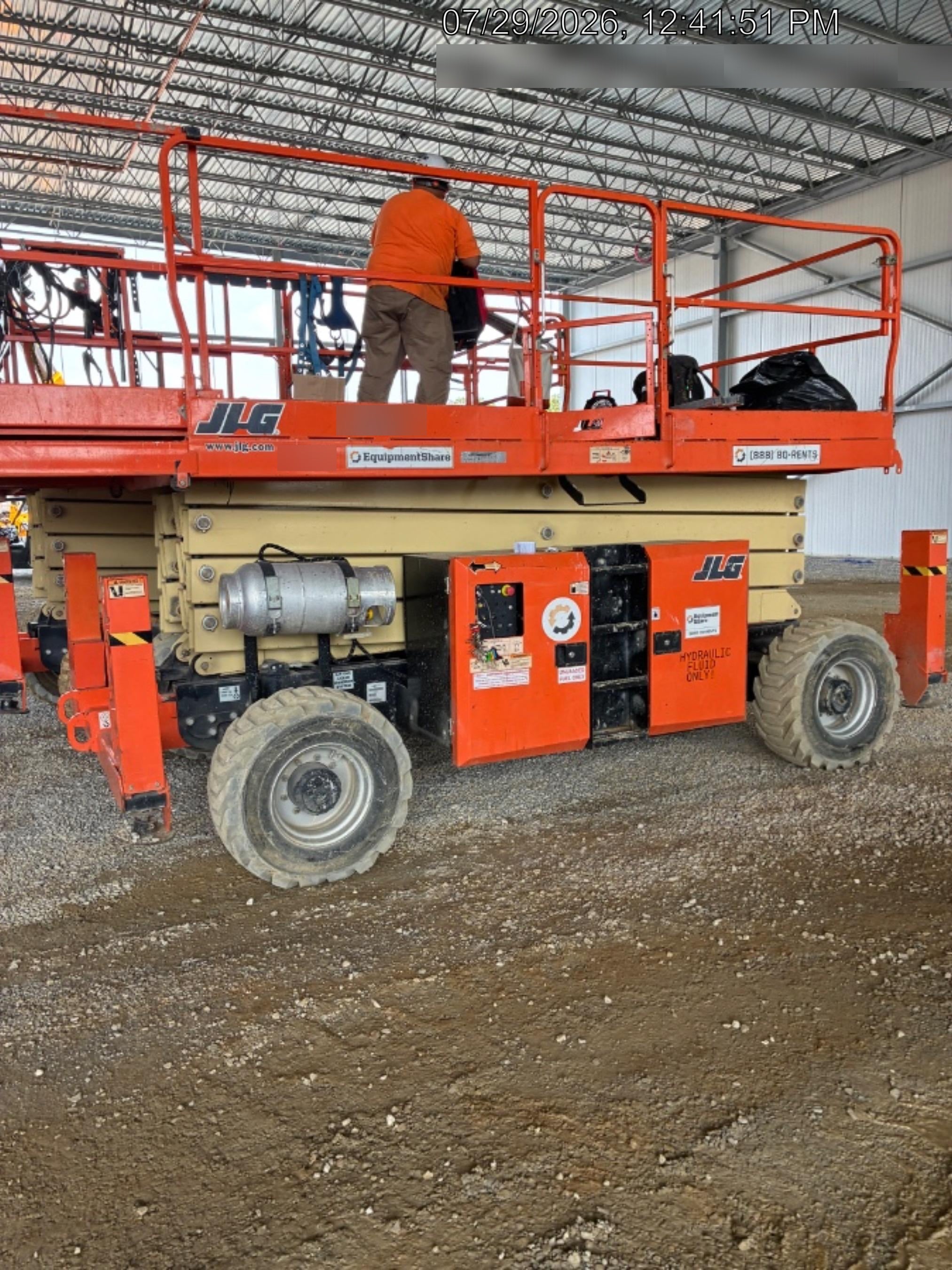 2019 JLG 430LRT