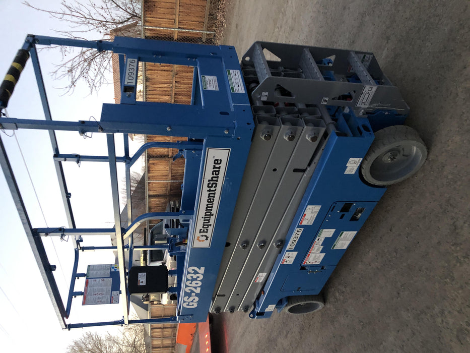 2020 Genie GS-2632 Solid NM Tires, Folding Rails with Half-Height Swing Gate, Beacon, 800W Invertor