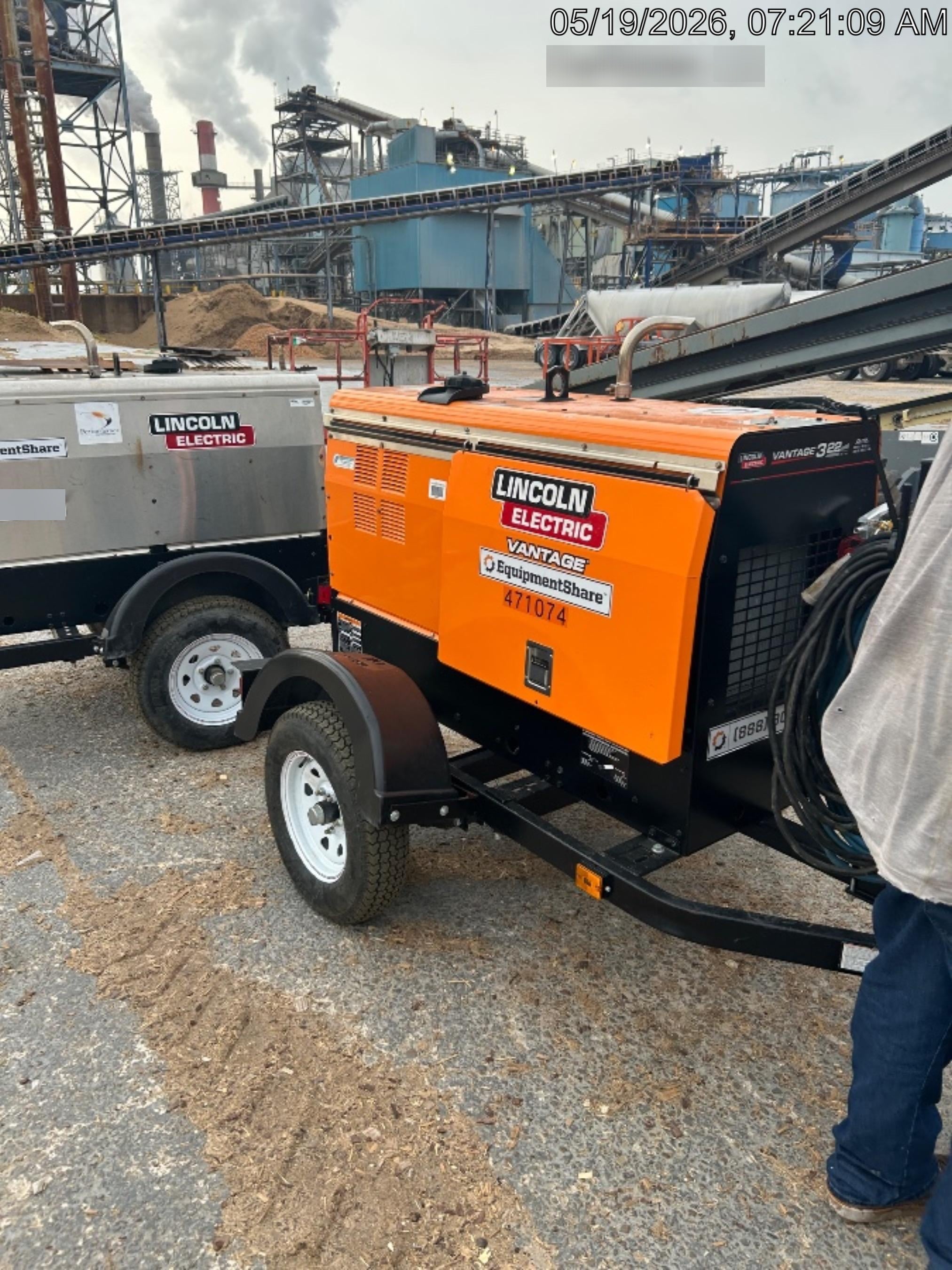 2024 Lincoln Electric Vantage 322 Welder Ready-Pak 3, Two wheel trailer, Fender and Light kit, Cable Rack, Orange