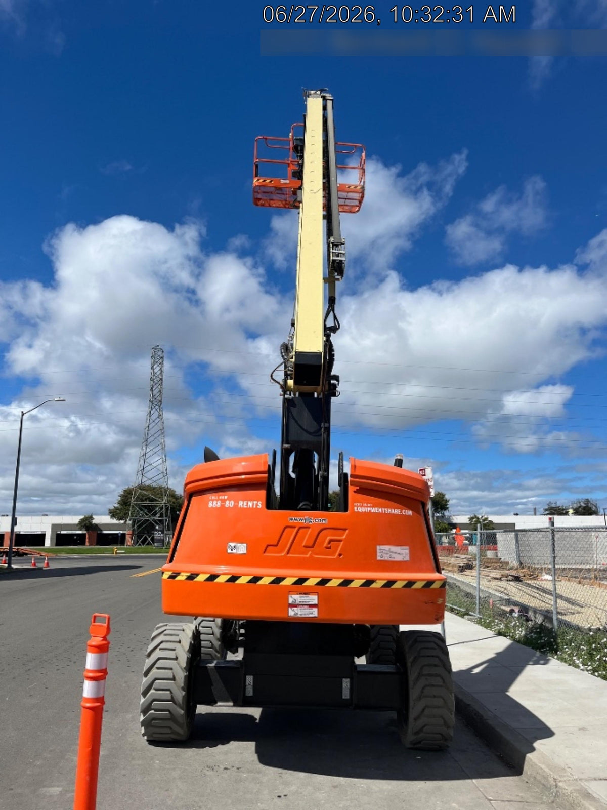 2025 JLG 660SJ