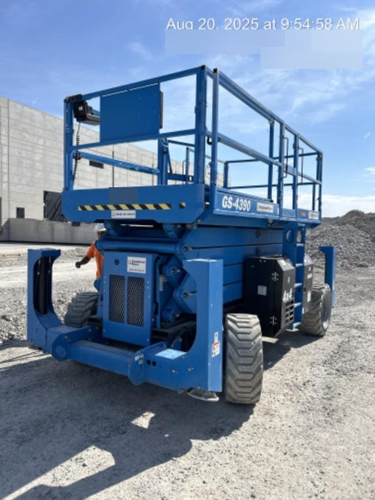 2020 GENIE GS-4390 RT