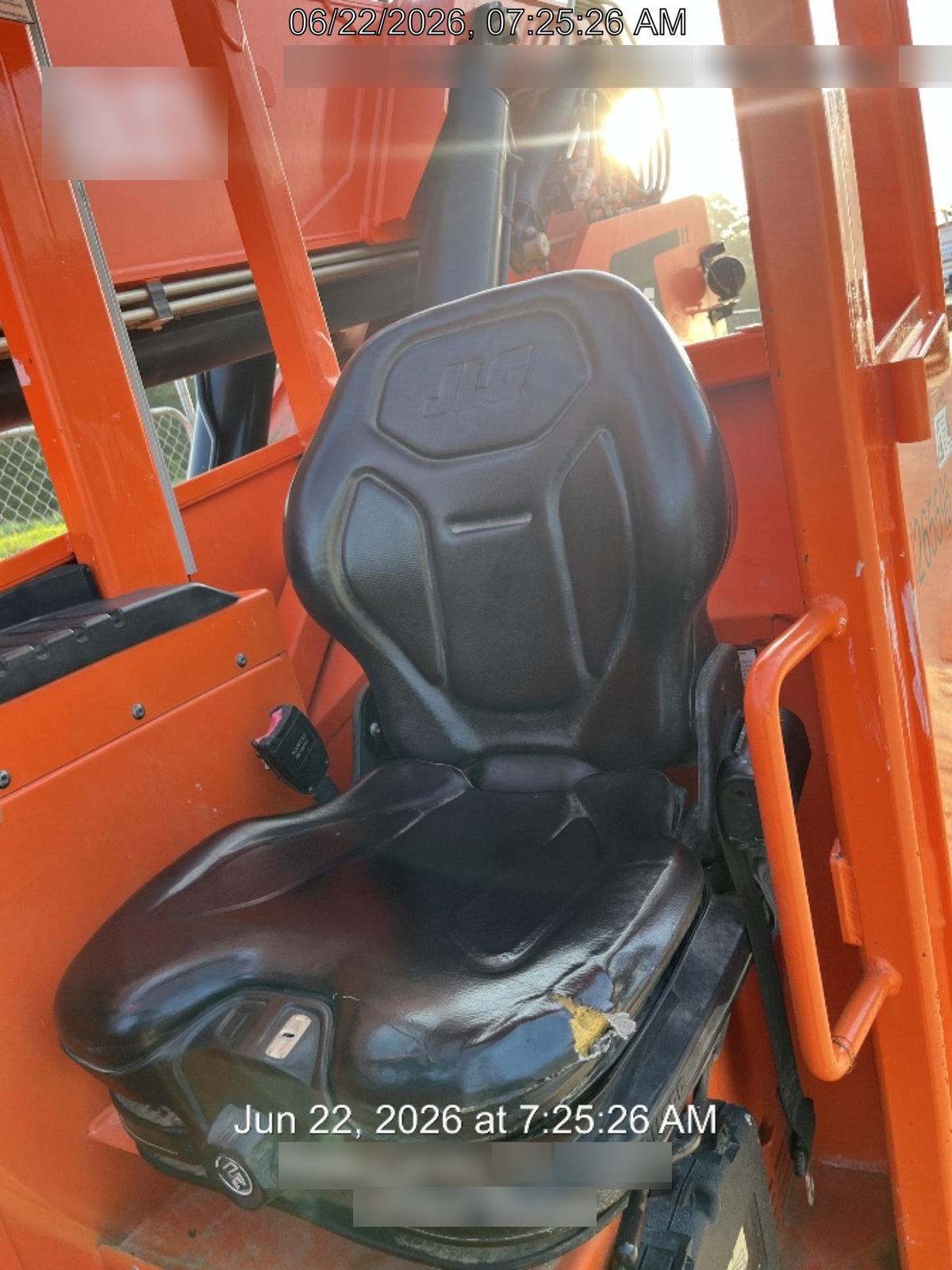 2022 SKYTRAK 8042
