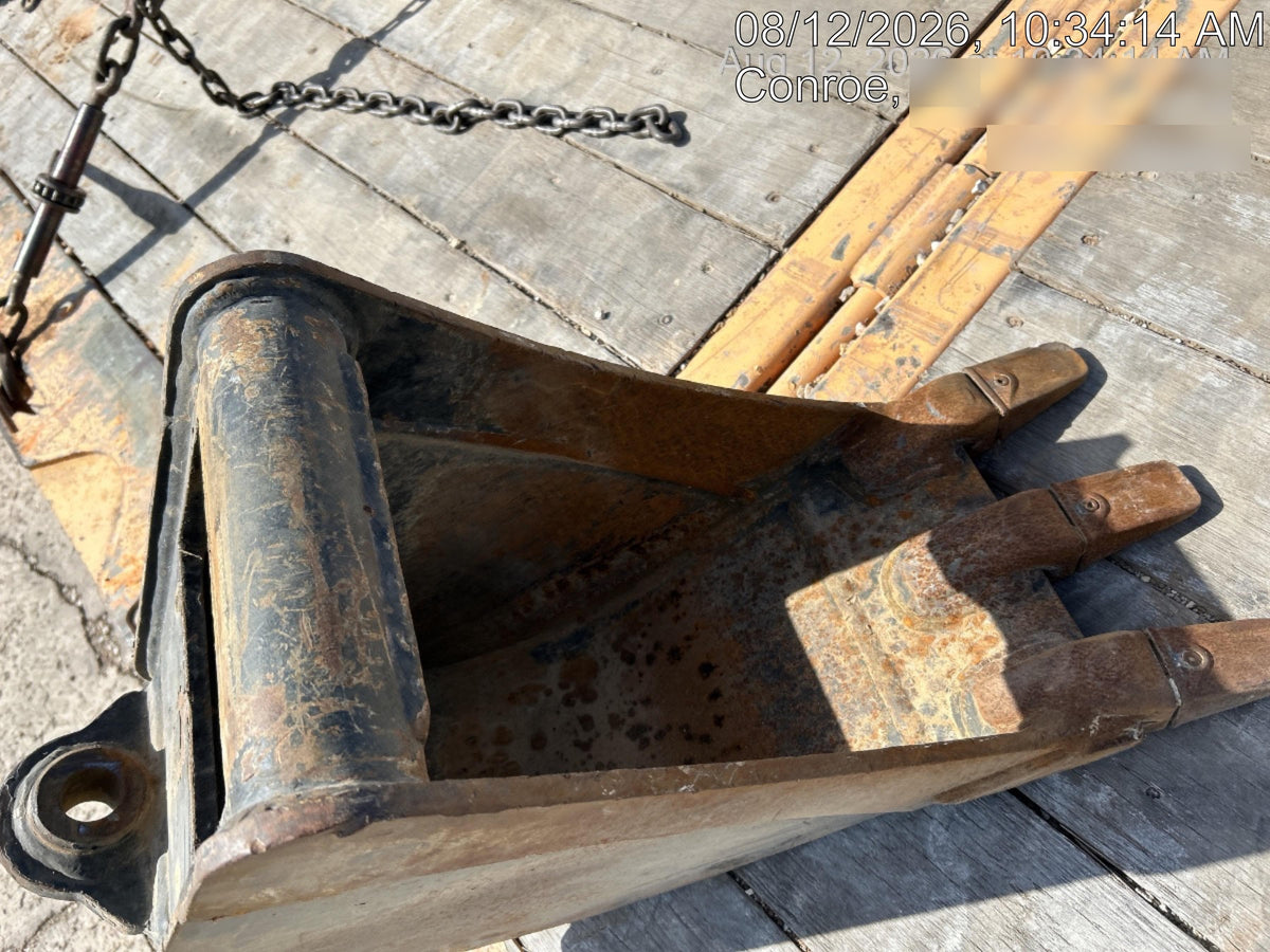 2025 TAKEUCHI 18" HD Bucket - Takeuchi