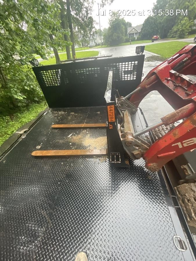 2024 ARROW MATERIAL HANDLING F5100CB