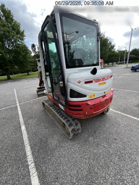 2021 TAKEUCHI TB235-2CR