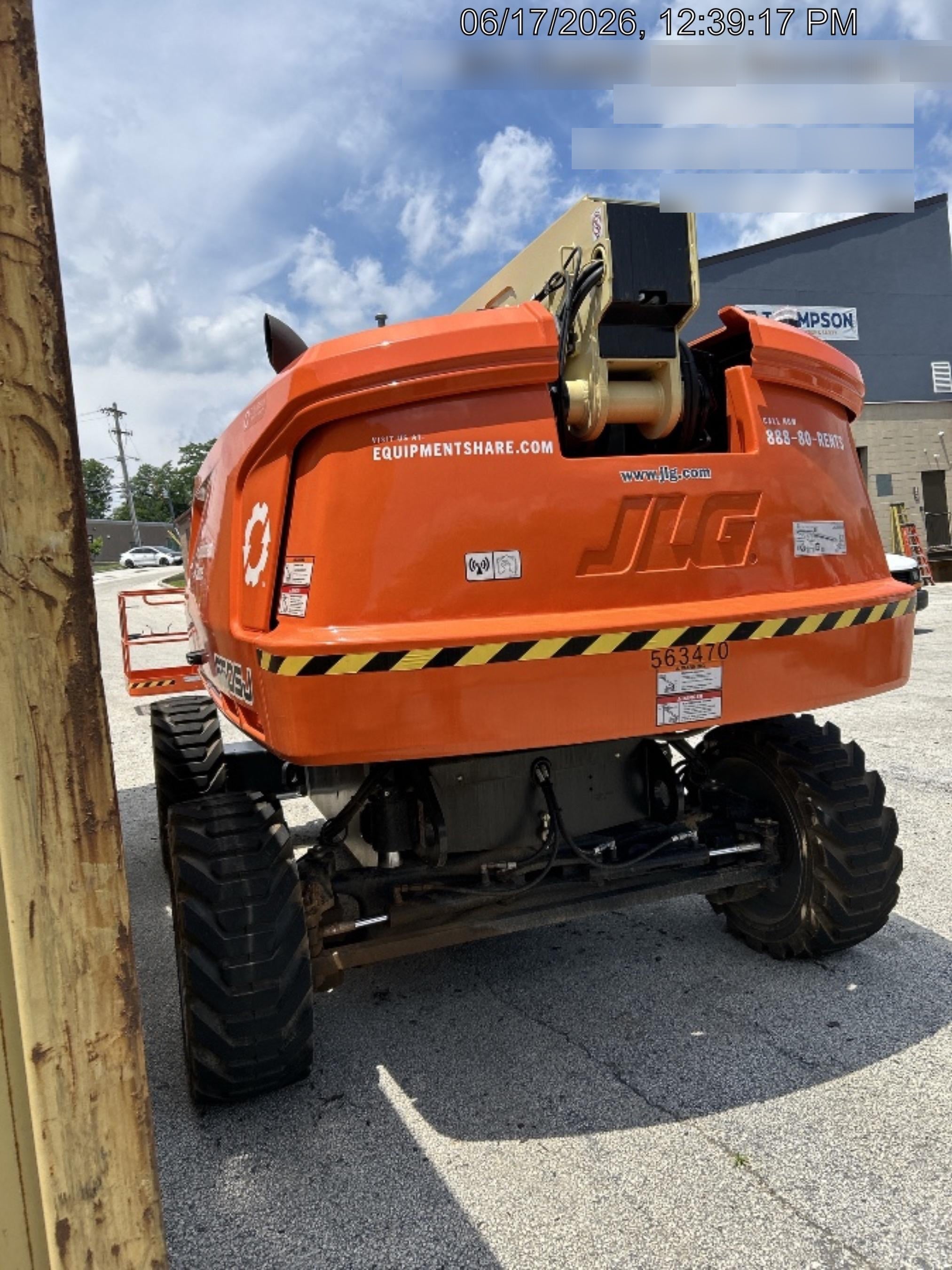 2025 JLG 660SJ