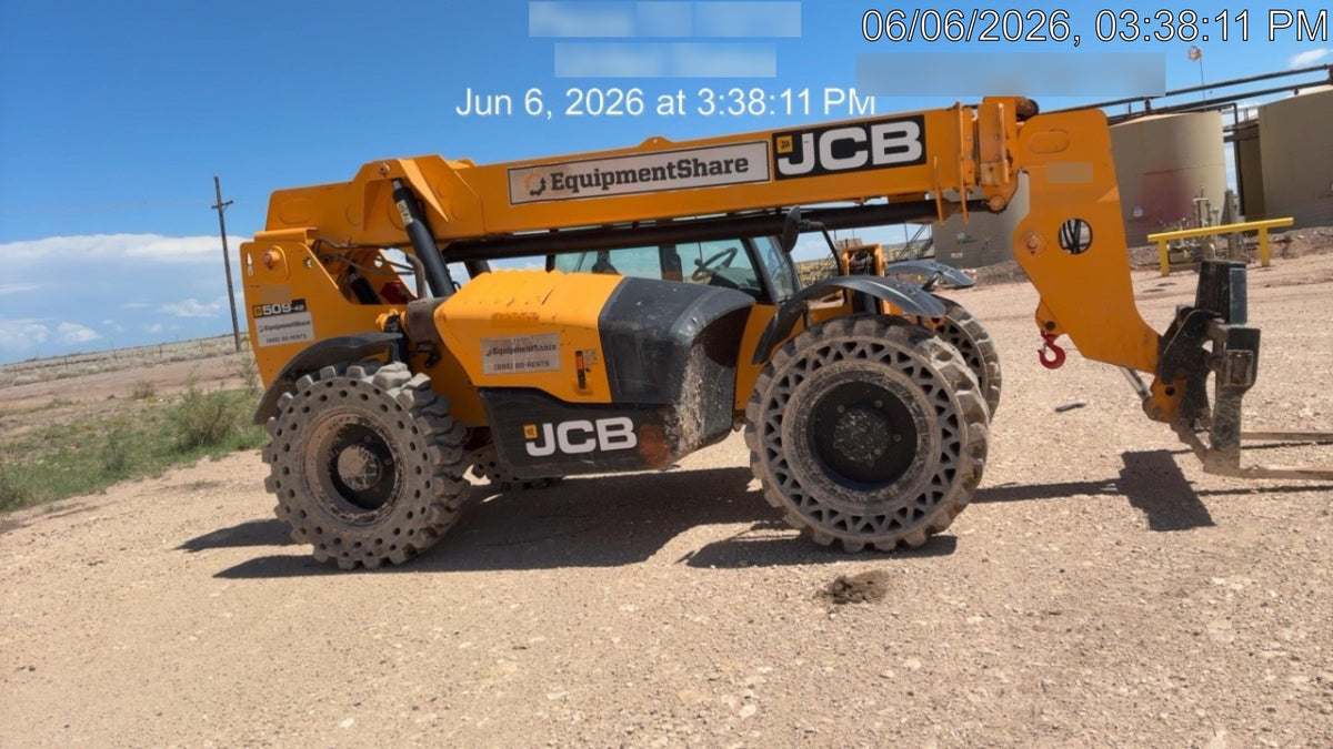 2019 JCB 509-42 JCB 509-42 Enclosed Cab, 74 HP, Solid Tires, Worklights, Beacon, Aux Hydraulics, Lifting Eye