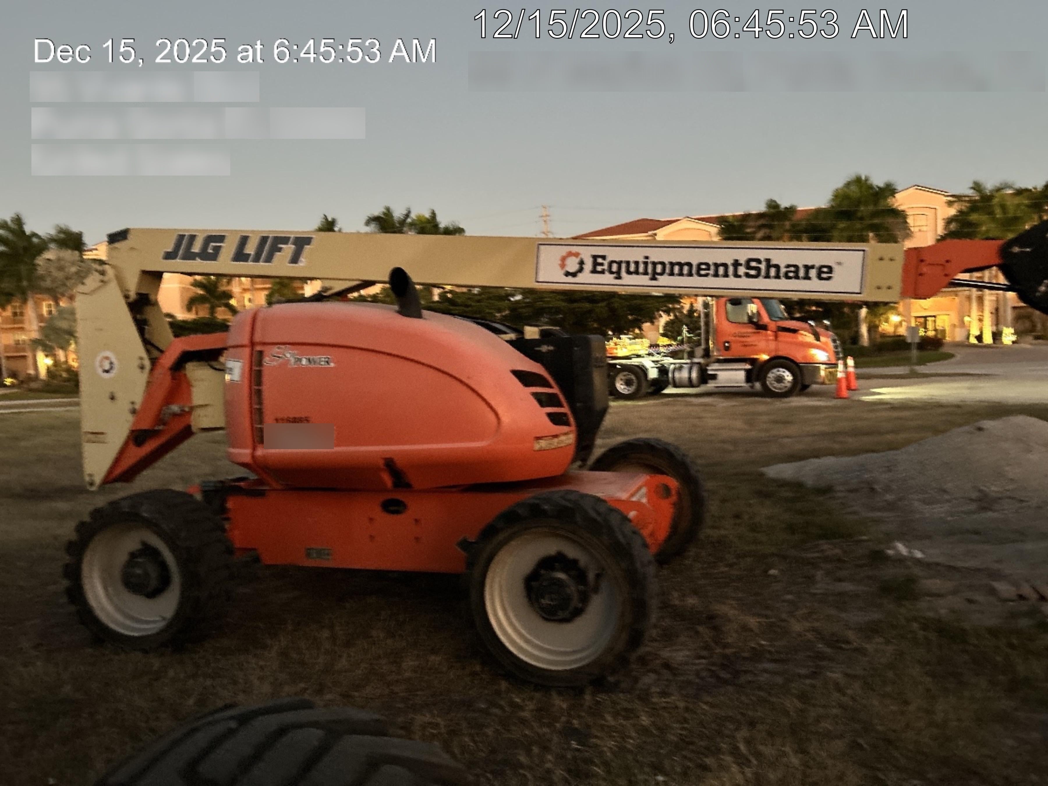 2021 JLG 600AJ