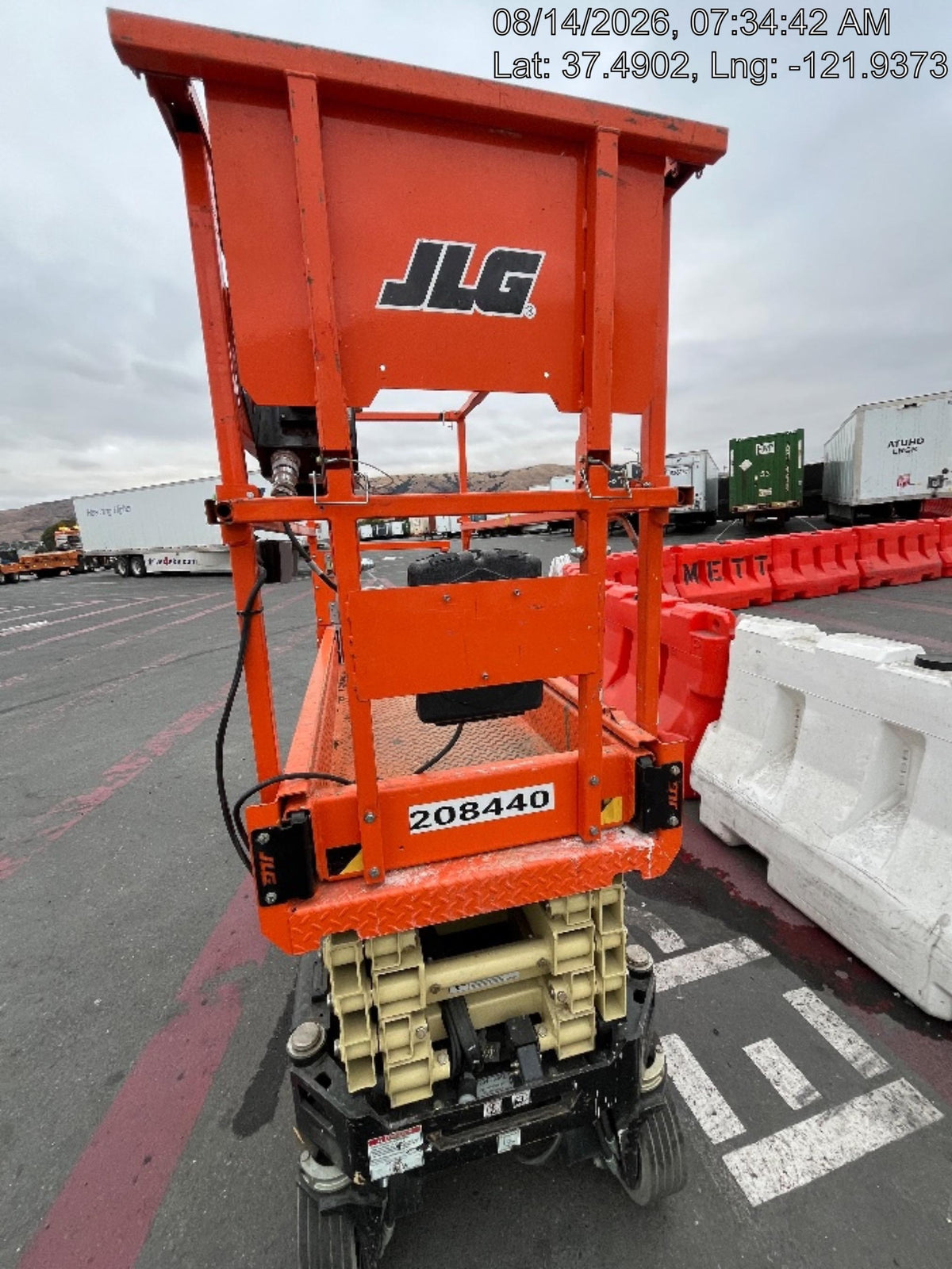 2022 JLG R1932