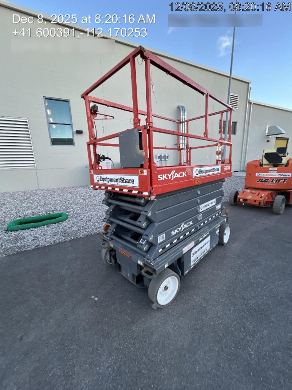 2021 SKYJACK SJ4740