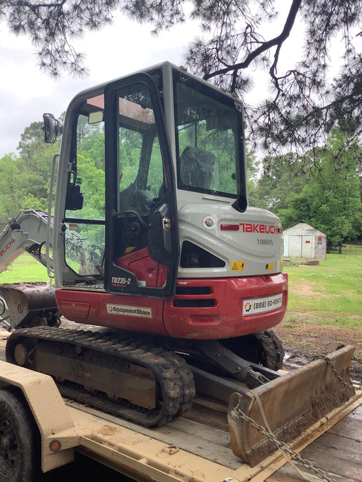 2020 TAKEUCHI TB-235-2CR
