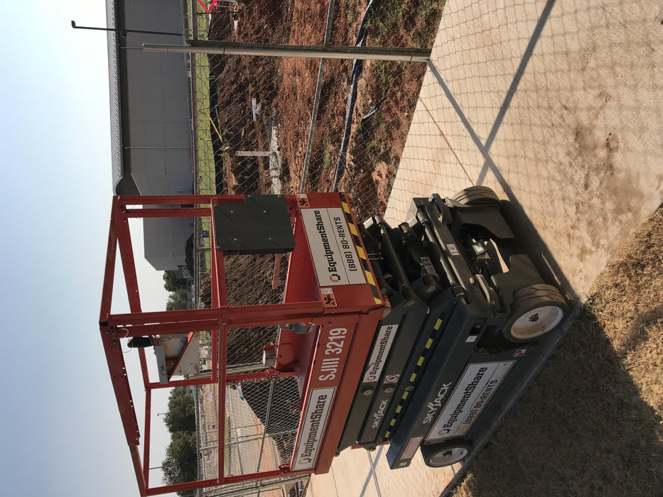 2019 Skyjack SJIII-3219 Standard Options, Trojan Batteries