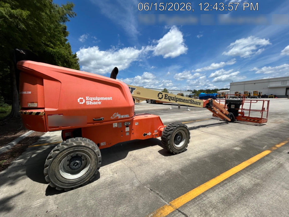 2023 JLG 460SJ
