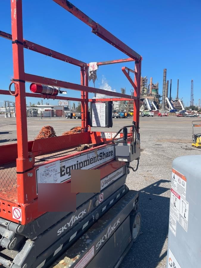 2019 Skyjack SJIII-3219 Standard Options, Trojan Batteries