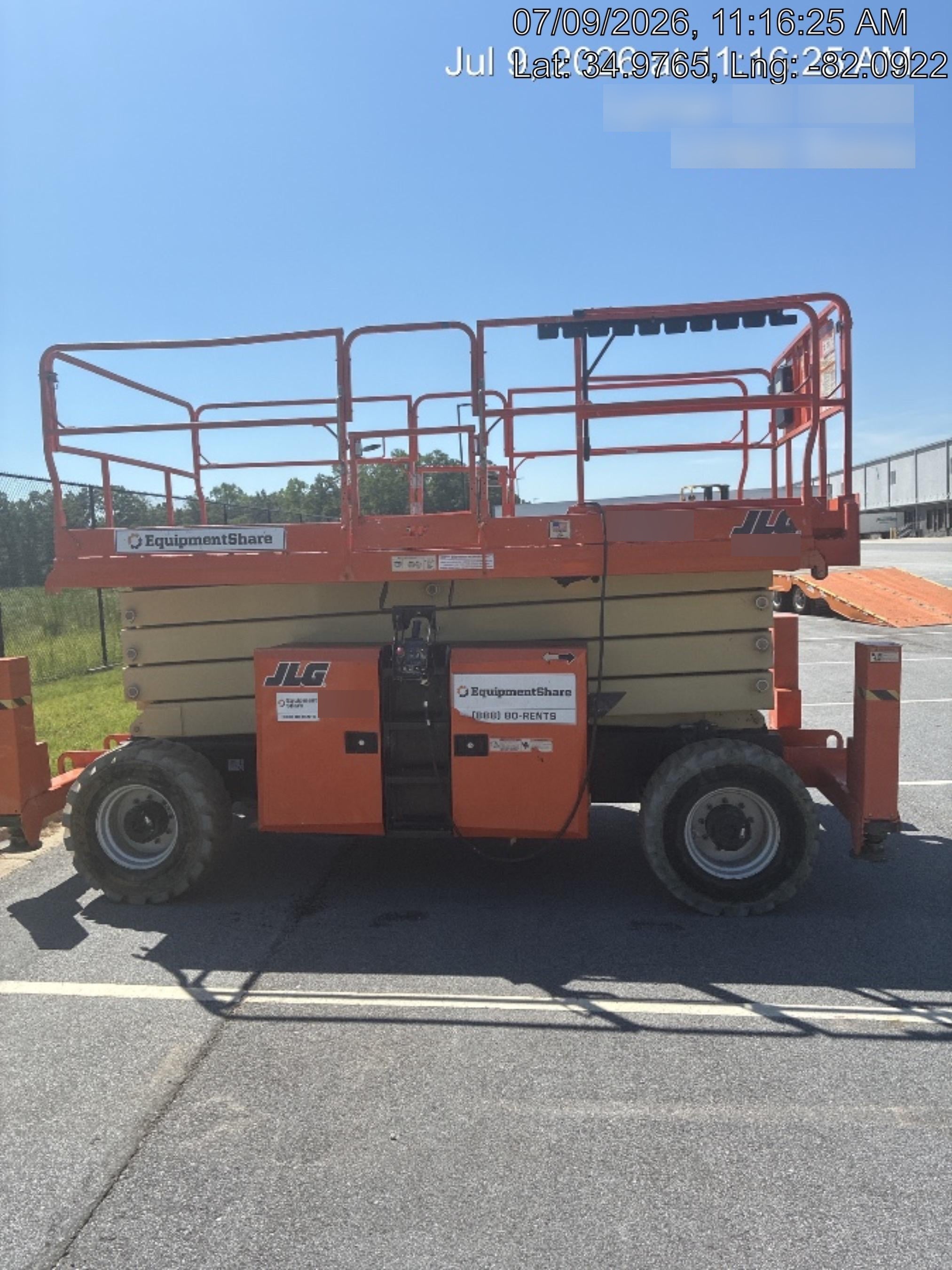2019 JLG 430LRT