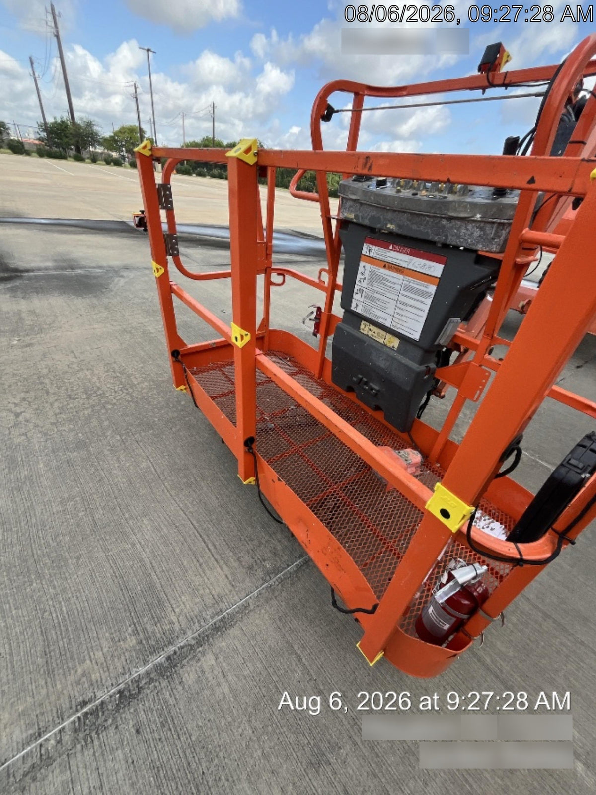2019 JLG 450AJ