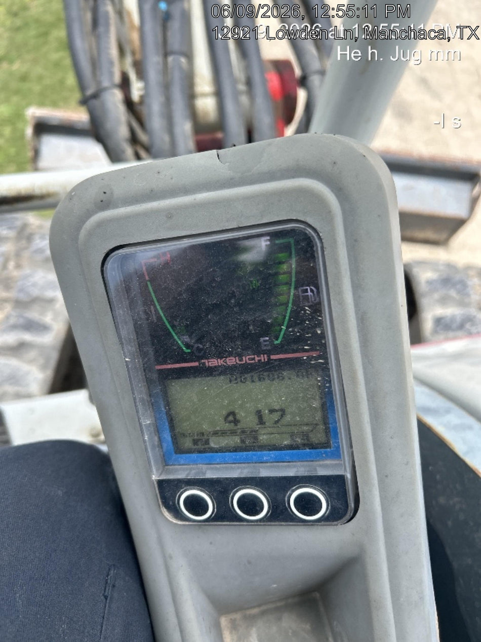 2021 TAKEUCHI TB250-2