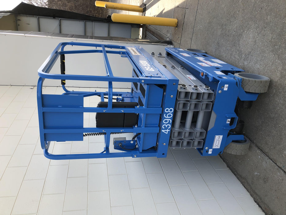 2019 Genie GS-1930 Fixed rails with chain Entry