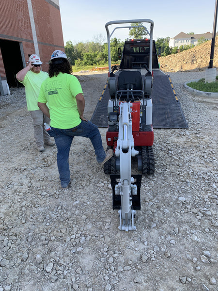 2022 TAKEUCHI TB210R
