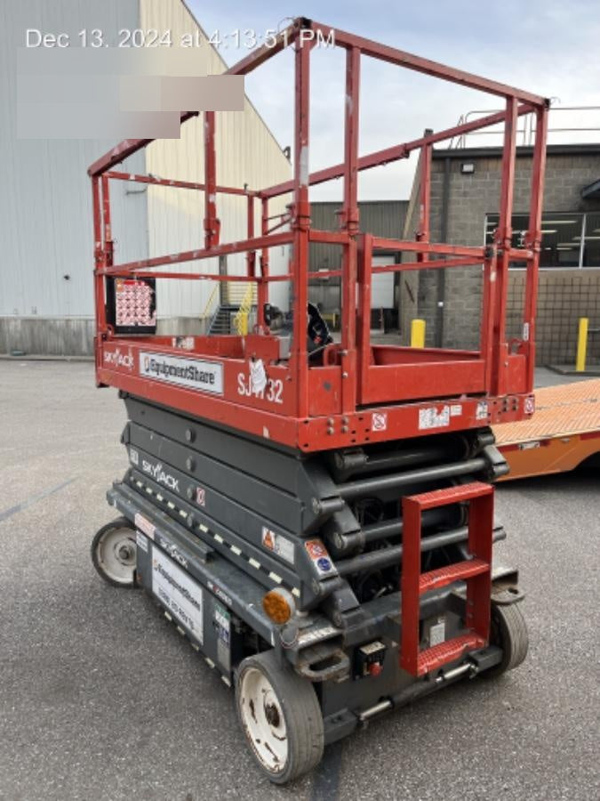 2021 SKYJACK SJ4732