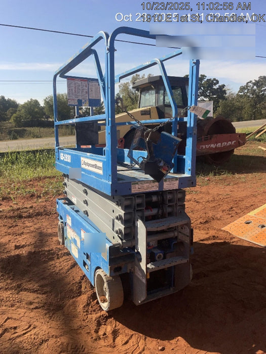 2019 Genie GS-1930 Fixed rails with chain Entry