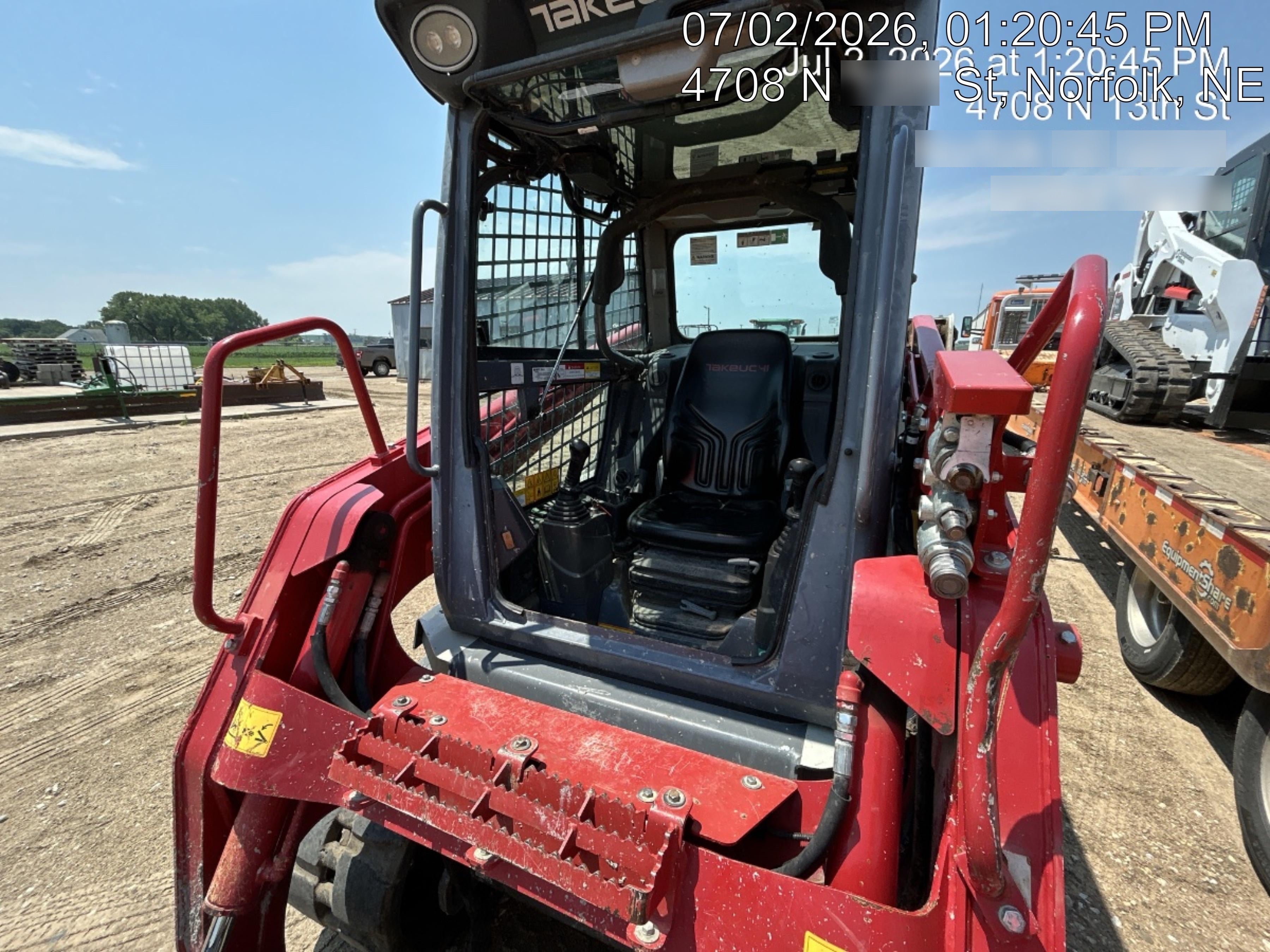 2021 TAKEUCHI TL8R2-CR