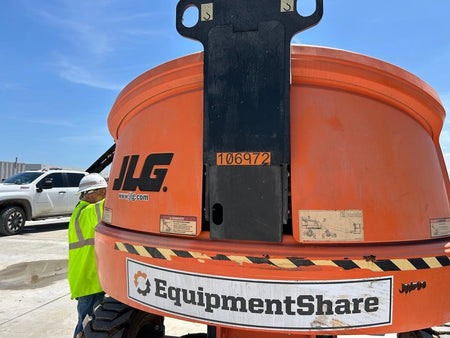 2020 JLG 400S