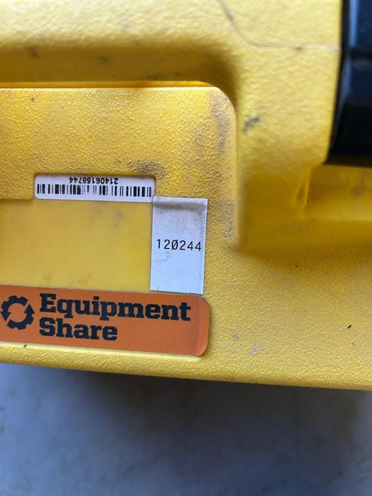 2020 LEICA Rugby 610