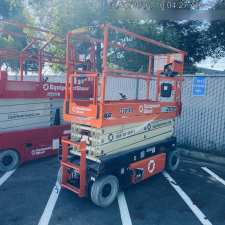 2022 JLG ES2632