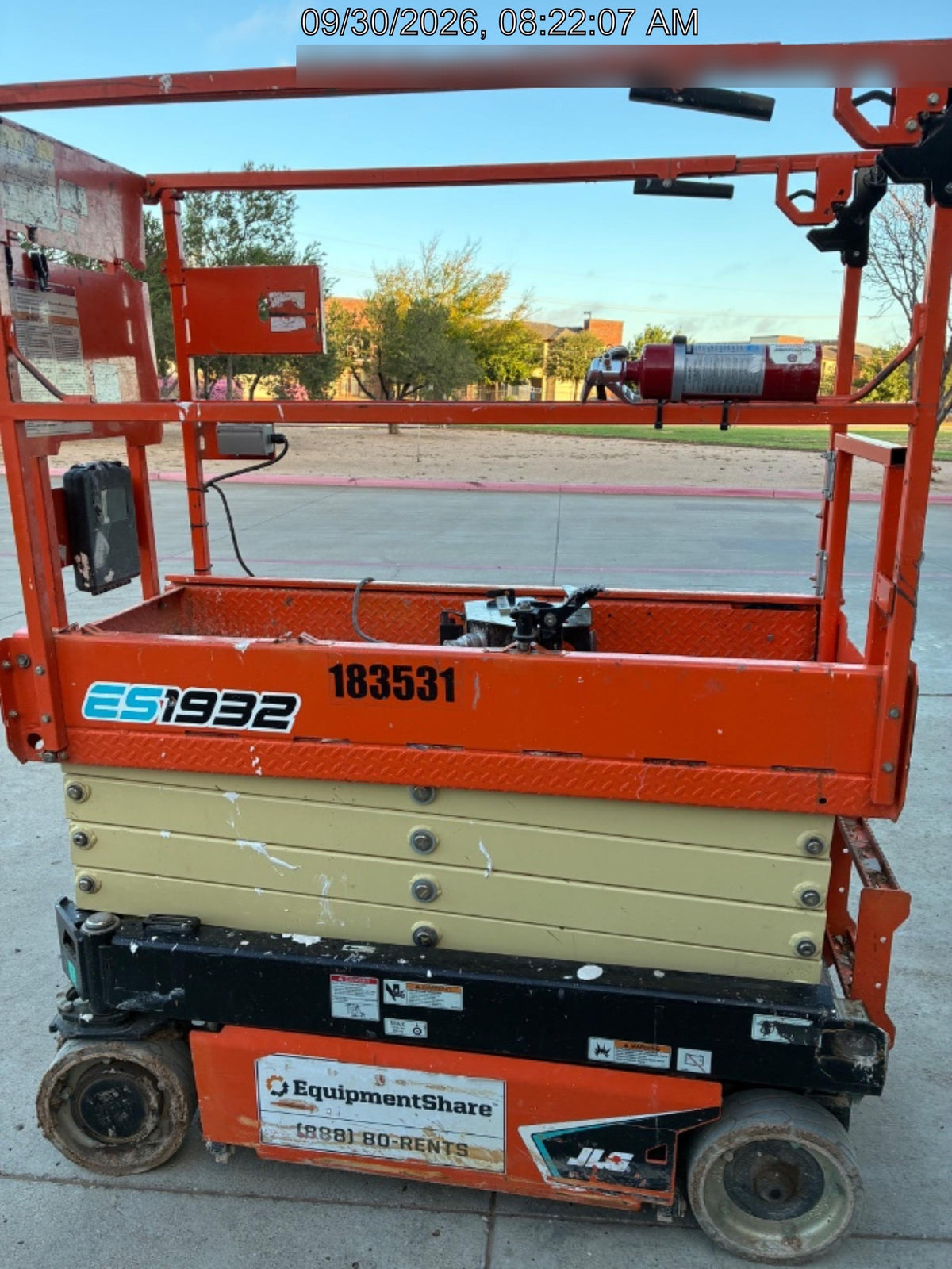 2021 JLG ES1932