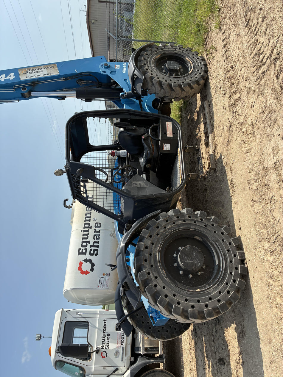 2018 Genie GTH-844 Genie GTH-844 w/ROPS, Work Lights, Solid Tires, RH Cab Mesh, Beacon, 60" Carriage and Forks