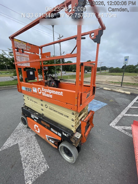 2022 JLG ES1932