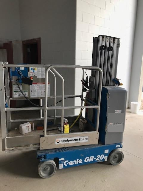 2019 GENIE GR-20