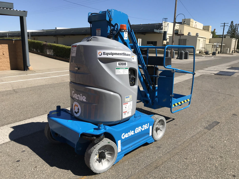 2020 GENIE GR-26J