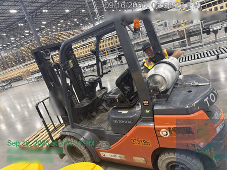 2022 TOYOTA 50-8FGU25