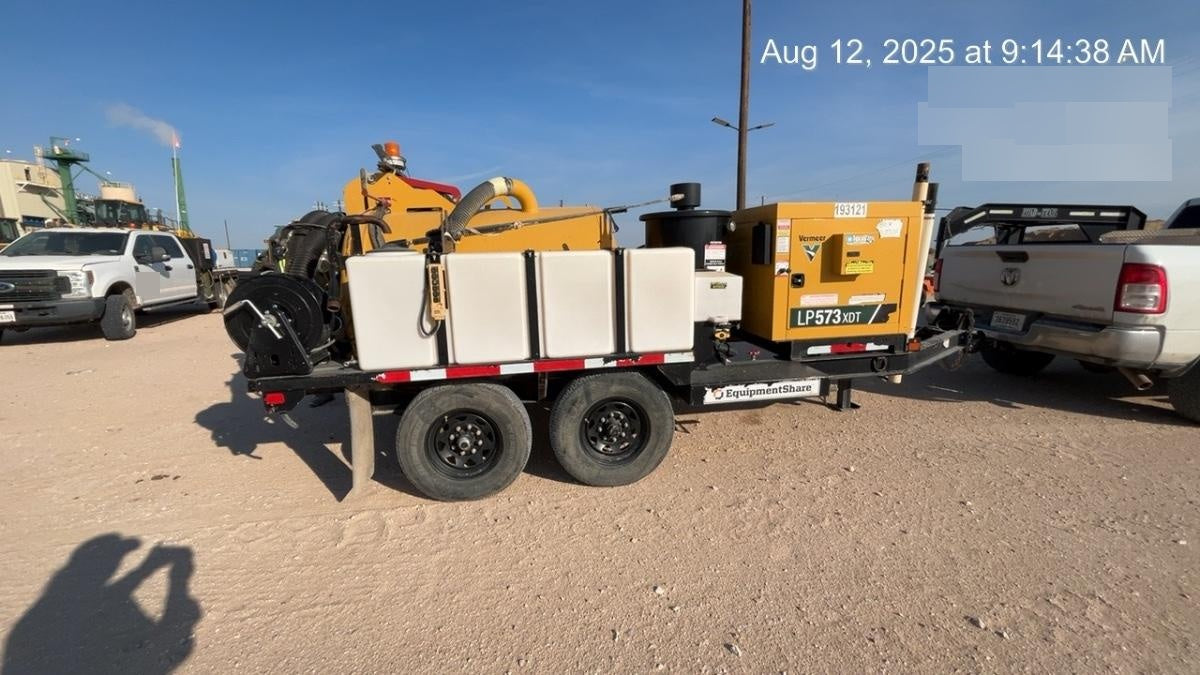 2022 Vac-Tron LP573XDT T4 Koehler Diesel Engine, 500 Gallon Debris Tank, x2 100 Gallon Water Tanks