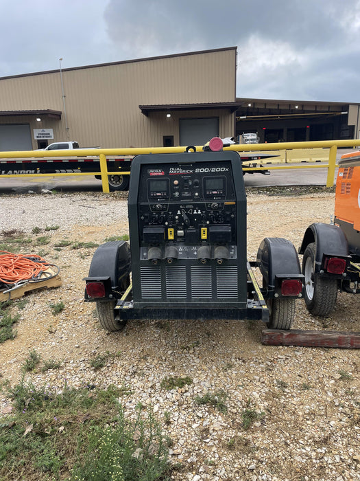 2021 Lincoln Electric Dual Maverick 200/200X Ready Pak 3 (includes trailer, cable rack, fender light kit)