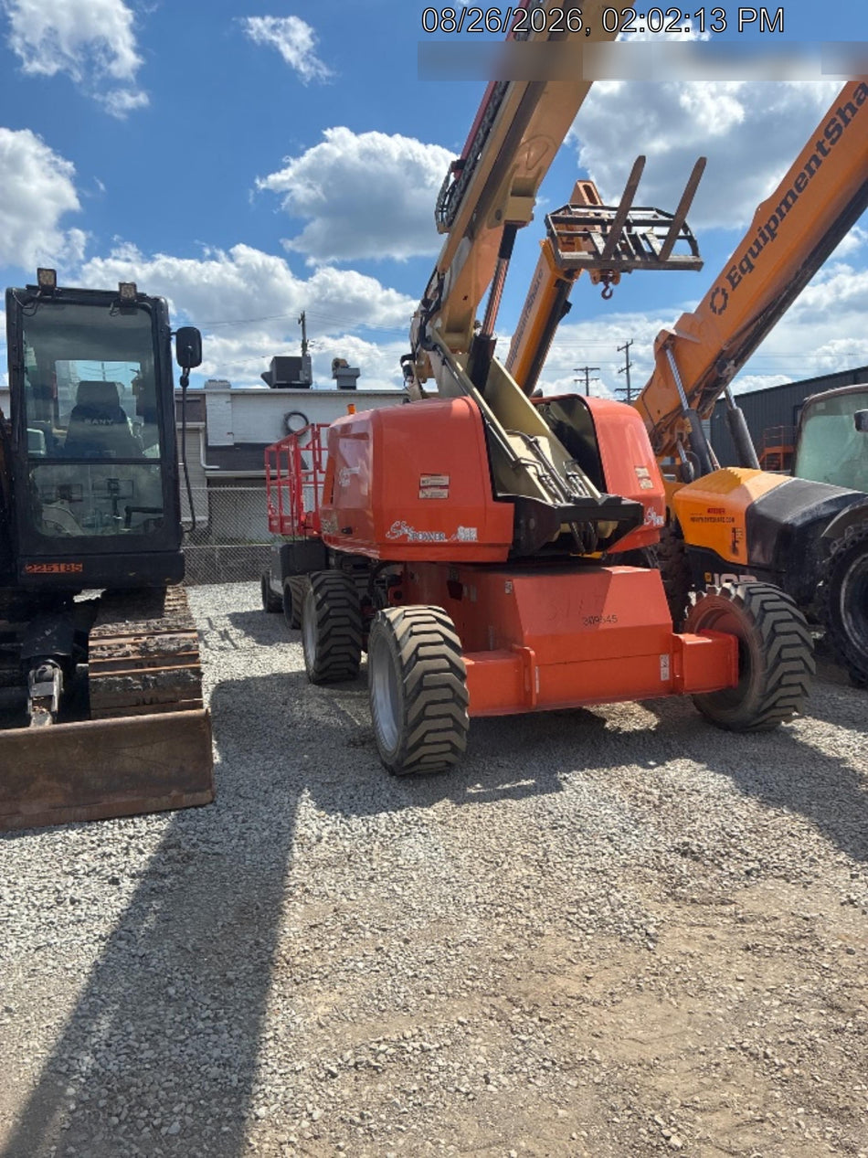 2023 JLG 660SJ