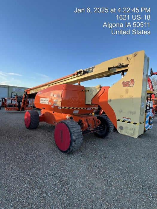 2022 JLG 800AJ