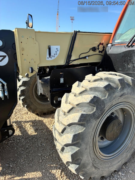 2025 JLG 1732