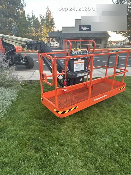 2025 JLG 660SJ