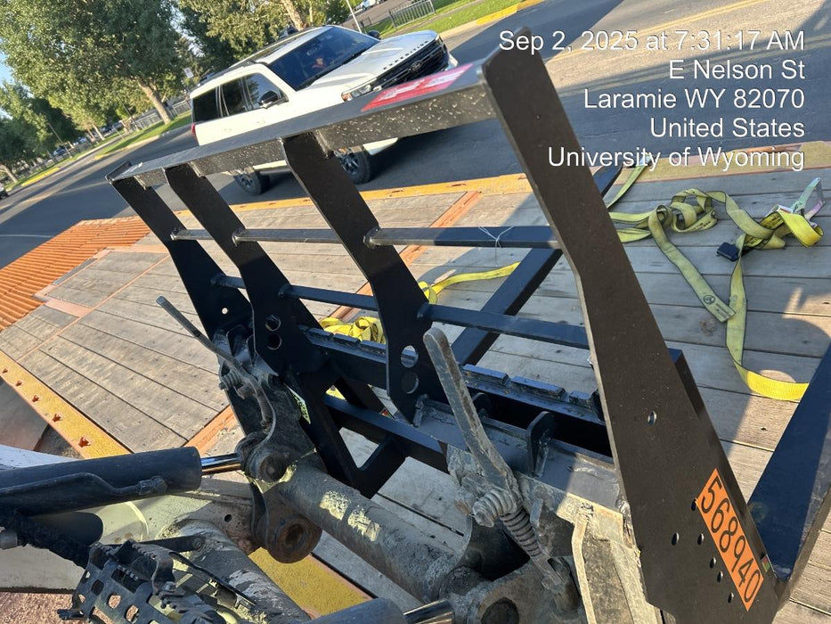 2025 ARROW MATERIAL HANDLING 48" Pallet Forks - Arrow