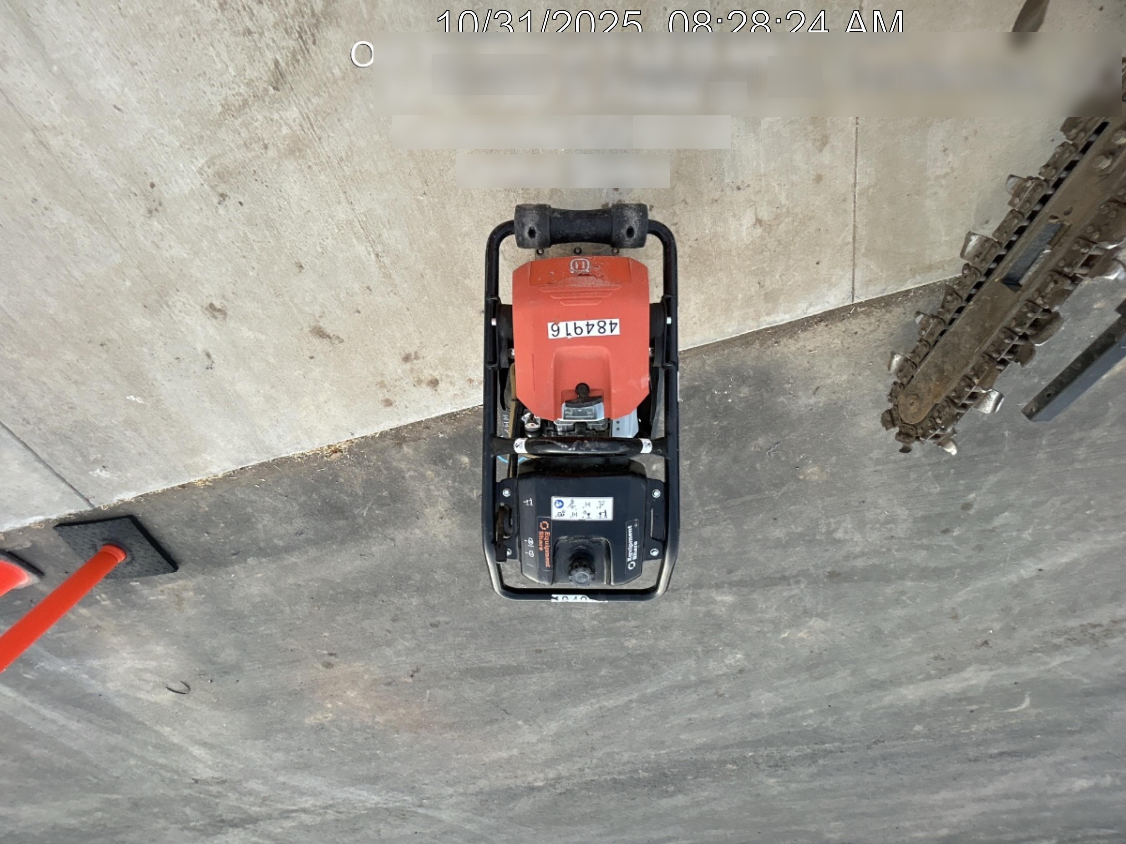 2025 HUSQVARNA LT6005